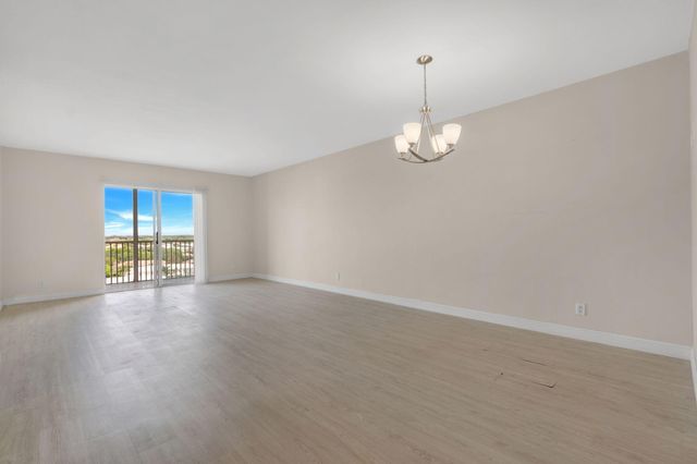 9101 W Sample Road 1004, Coral Springs, FL 33065