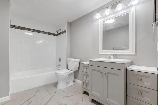 9101 W Sample Road 1004, Coral Springs, FL 33065