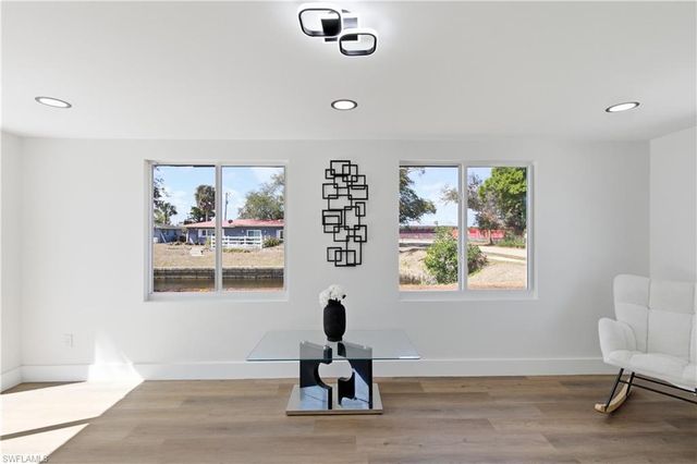 1021 April LN, North Fort Myers, FL 33903