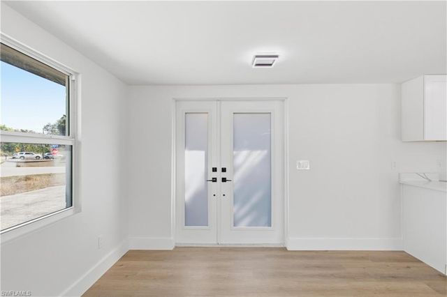 1021 April LN, North Fort Myers, FL 33903