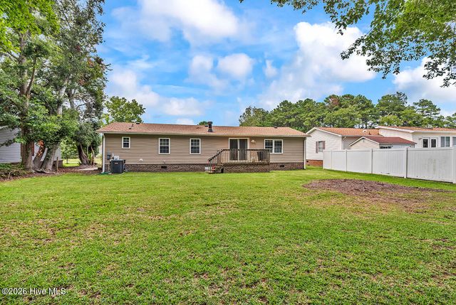 1075 Clubview Lane SW, Carolina Shores, NC 28467