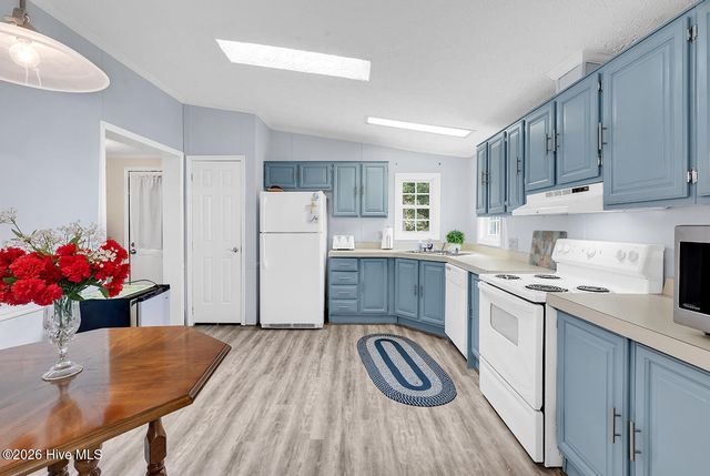 1075 Clubview Lane SW, Carolina Shores, NC 28467