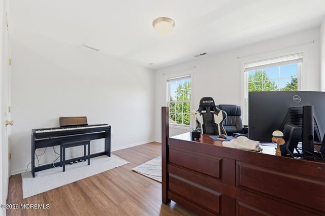 7 Cherry Tree Lane, Cream Ridge, NJ 08514