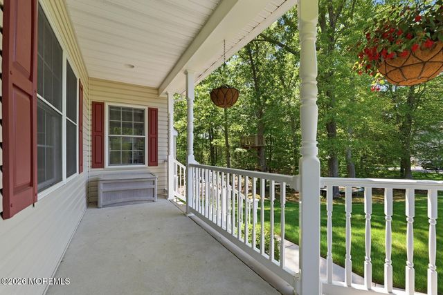 7 Cherry Tree Lane, Cream Ridge, NJ 08514