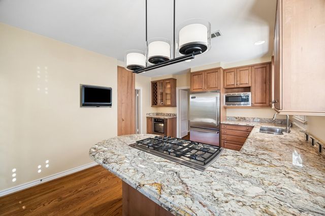 2048 Sul Ross Street, Houston, TX 77098