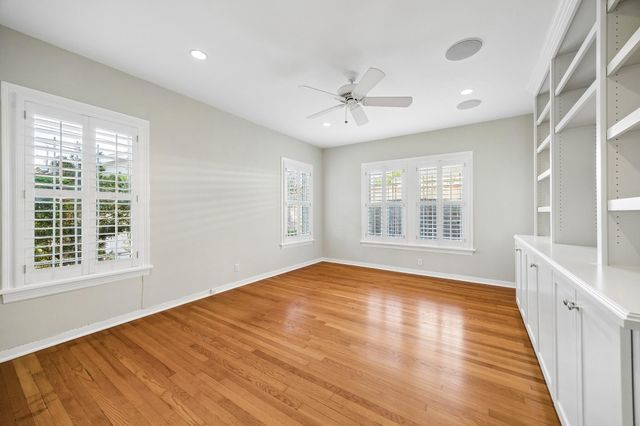 2048 Sul Ross Street, Houston, TX 77098