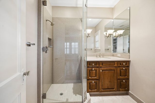 2048 Sul Ross Street, Houston, TX 77098