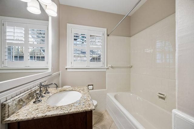 2048 Sul Ross Street, Houston, TX 77098