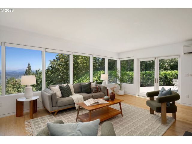 4236 Sw MCDONNELL Ter, Portland, OR 97239