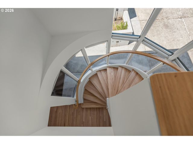 4236 Sw MCDONNELL Ter, Portland, OR 97239