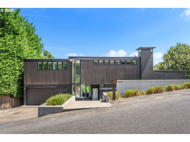 4236 Sw MCDONNELL Ter, Portland, OR 97239