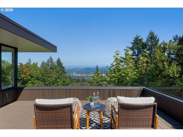 4236 Sw MCDONNELL Ter, Portland, OR 97239