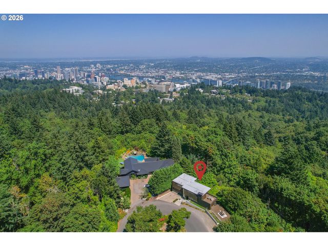 4236 Sw MCDONNELL Ter, Portland, OR 97239