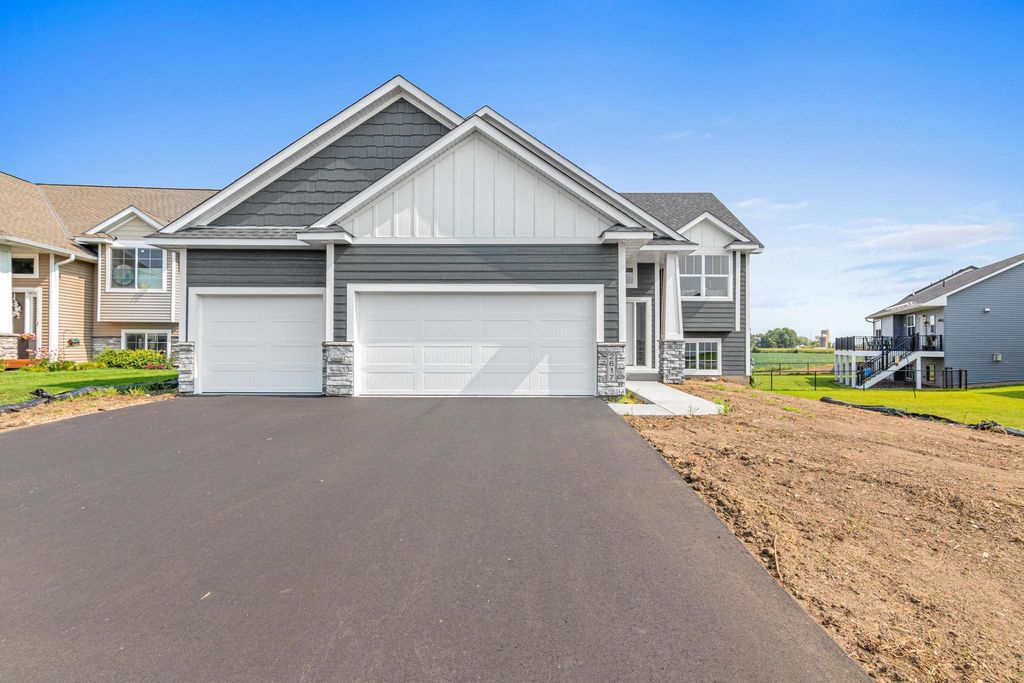 2617 213th Street W, Farmington, MN 55024 — photo 2
