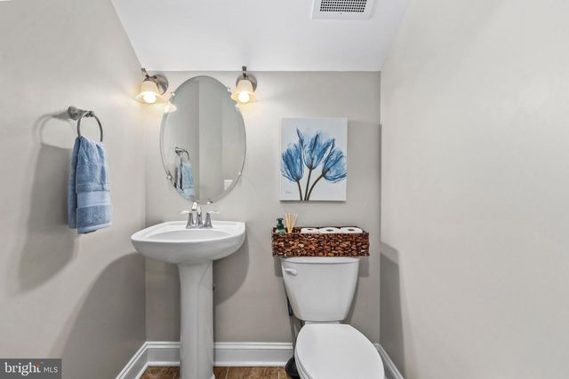 2268 MERSEYSIDE DR, Woodbridge, VA 22191
