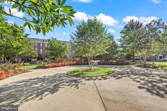 2268 MERSEYSIDE DR, Woodbridge, VA 22191
