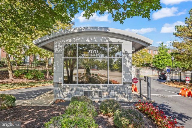 2268 MERSEYSIDE DR, Woodbridge, VA 22191