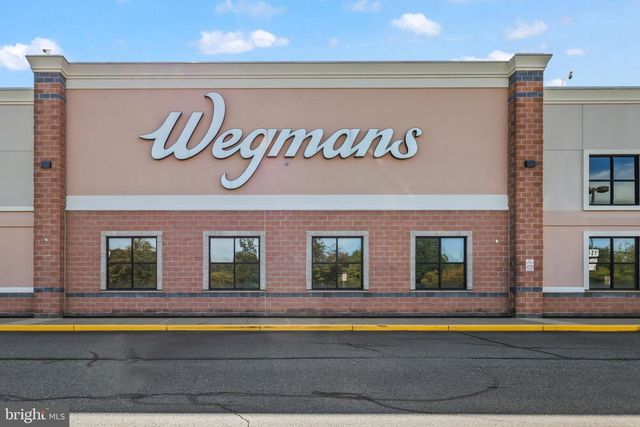 2268 MERSEYSIDE DR, Woodbridge, VA 22191
