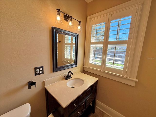 5406 N SUWANEE AVENUE, Tampa, FL 33604