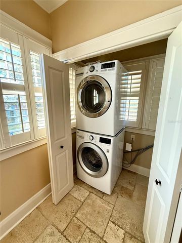 5406 N SUWANEE AVENUE, Tampa, FL 33604