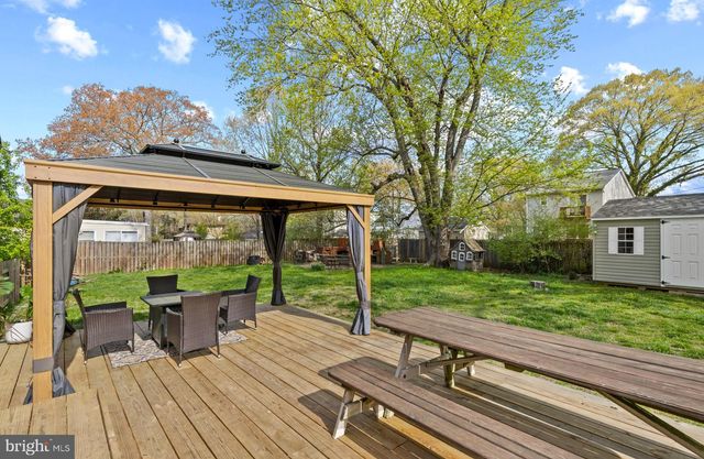 1510 CALLAWAY DR, Shady Side, MD 20764