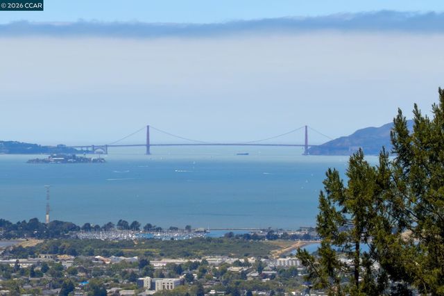 7-9 El Portal Ct, Berkeley, CA 94708
