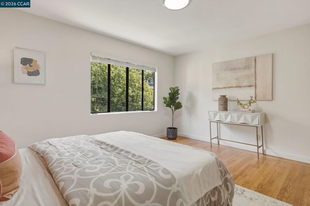 7-9 El Portal Ct, Berkeley, CA 94708