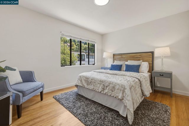 7-9 El Portal Ct, Berkeley, CA 94708