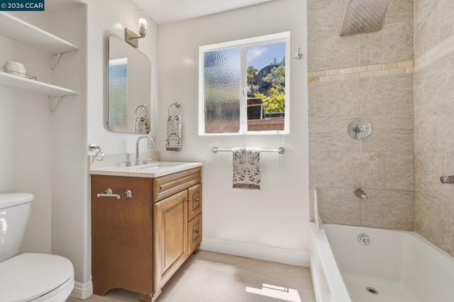 7-9 El Portal Ct, Berkeley, CA 94708