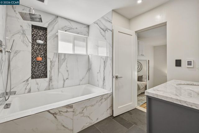 7-9 El Portal Ct, Berkeley, CA 94708