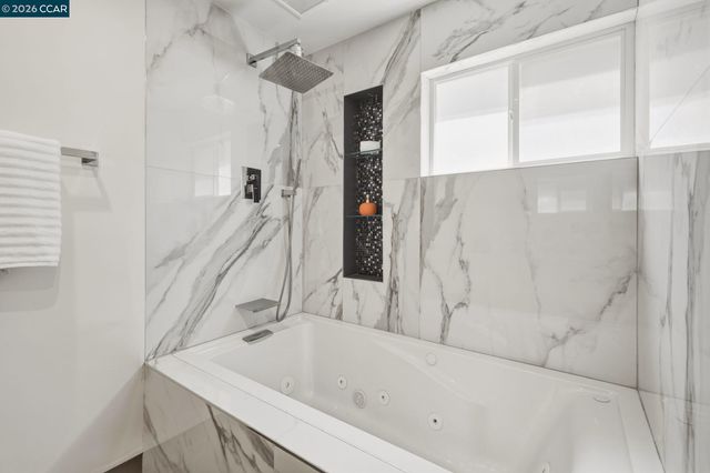 7-9 El Portal Ct, Berkeley, CA 94708