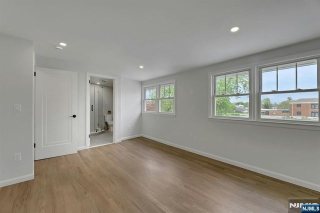 12-68 12th Street, Fair Lawn, NJ 07410