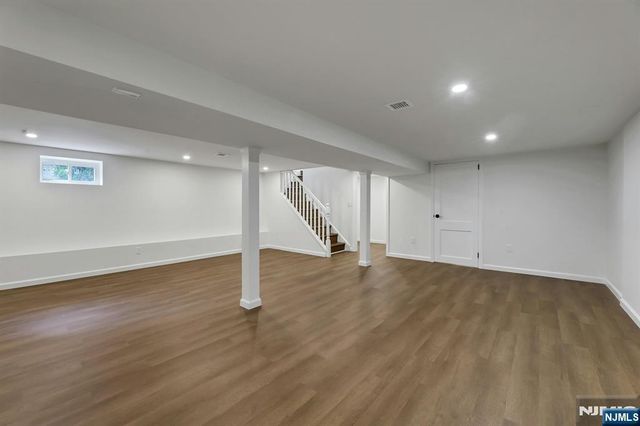 12-68 12th Street, Fair Lawn, NJ 07410