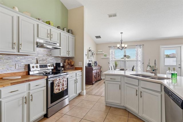 1980 BIG BUCK DRIVE, St Cloud, FL 34771