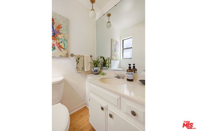 1910 Rodney Drive 9, Los Angeles, CA 90027
