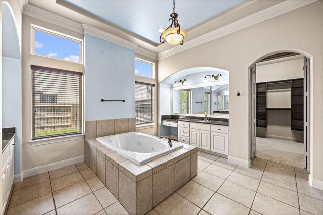 32210 Waterford Crest Lane, Fulshear, TX 77441