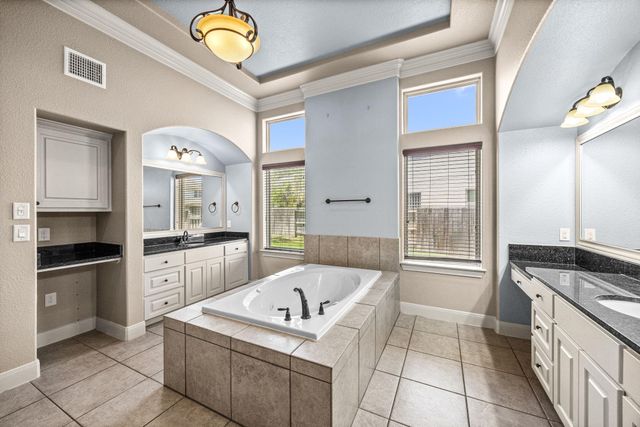 32210 Waterford Crest Lane, Fulshear, TX 77441