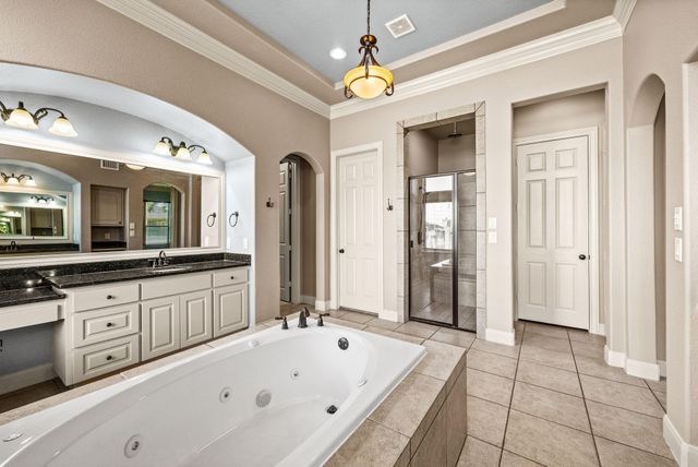 32210 Waterford Crest Lane, Fulshear, TX 77441