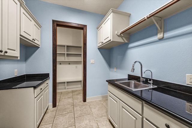 32210 Waterford Crest Lane, Fulshear, TX 77441