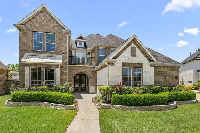 32210 Waterford Crest Lane, Fulshear, TX 77441
