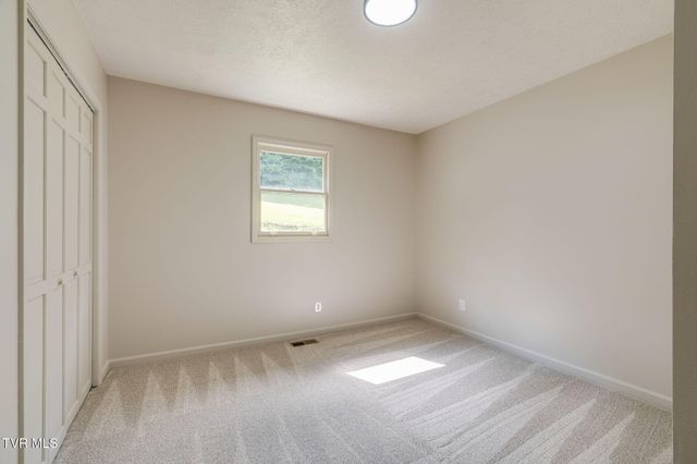 146 Ollie Collins Road, Elizabethton, TN 37643