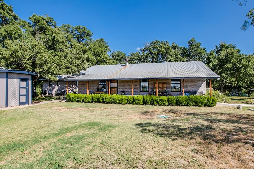 Image 1 of property listing at 9250 N Valley Dr, San Angelo, TX 76905