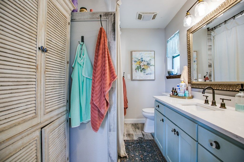 Image 29 of property listing at 9250 N Valley Dr, San Angelo, TX 76905