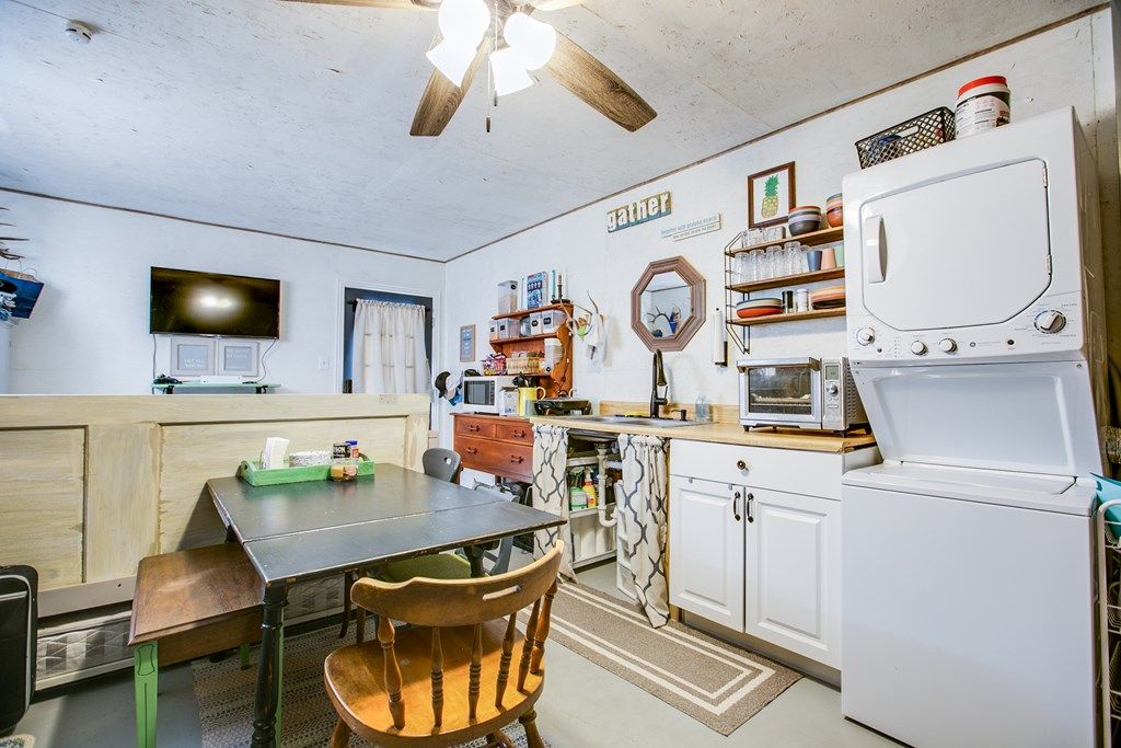 Image 35 of property listing at 9250 N Valley Dr, San Angelo, TX 76905