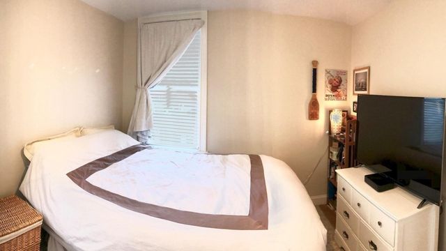 15-17 Plymouth Street 17-3, Cambridge, MA 02141