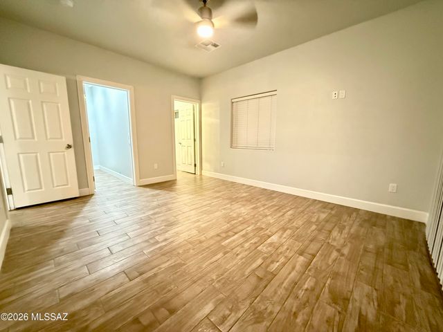 5772 S Vine Avenue, Tucson, AZ 85706