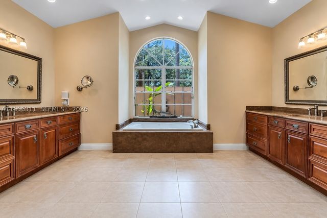 5328 E Leitner Dr, Coral Springs, FL 33067