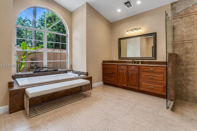 5328 E Leitner Dr, Coral Springs, FL 33067