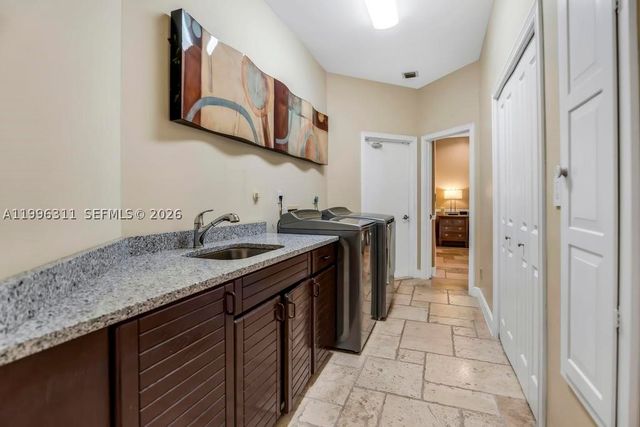 5328 E Leitner Dr, Coral Springs, FL 33067