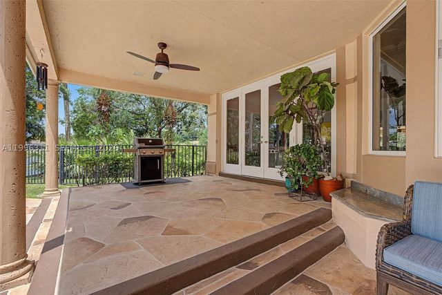 5328 E Leitner Dr, Coral Springs, FL 33067